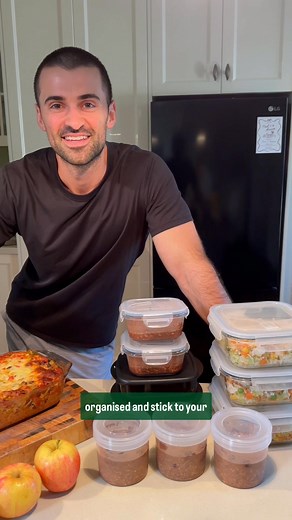 Weekly meal planning made easy 📱Our weekly digital catalogue helps you save and stay organized. | Woolworths