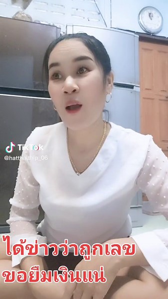 Elegant White Blouse Ideas for Stylish Outfits