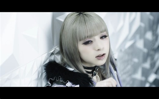 GARNIDELIA美依礼芽-Error 官方MV