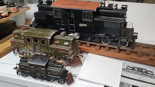 5.1K views · 289 reactions | New York Central Railroad Class S-2 Motor electric locomotive 1/2" scale ( 2 1/2" gauge ) may have been made using the Simplex Electric / Buffalo Model plans . Circa 1930 Running with prototypical outside third rail sweeps. Brass construction, early two position reverse unit like a Boucher ( reliable like the wind) . | Tinplate Times | Facebook