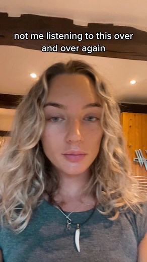 Captivating Kitchen Melodies: A Relaxing Listening Experience