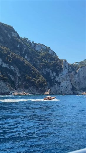 1.2K reactions · 26 comments | Best country in the world ❤️ ️ Get my Italy map, with over 500 places to visit across the country 冀 #italia #italy #travel | Francesco Meola Photography | Facebook