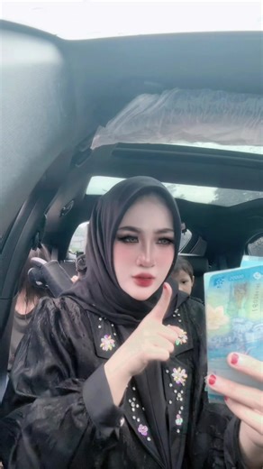 fadillafashion3 (@fadillafashion123)’s videos with suara asli - TehhAi_(Garut)