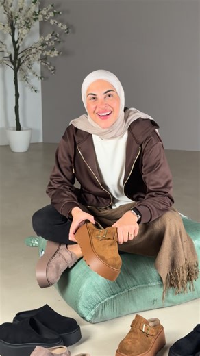 Estabrak Lebanon on Instagram: "Price $29 7 cm Rock Slippers👌🏻👌🏻 An extra Special one"