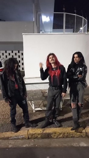 vamo comprar uma kombi e vamo perturbar o Brasil todo, ajude com qualquer valor (vídeo antigo foi removido) #uepa #LetsDanceEP6 #DesafioPLL #sp #ressaca #dreyer #rock #carnical #deathmetal #blackmetal #undergrond #dorpa #SouRockstar #kombi #MeuSpotify #kpop #egirl