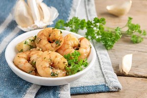 Te mostramos como preparar unos Camarones al Ajillo