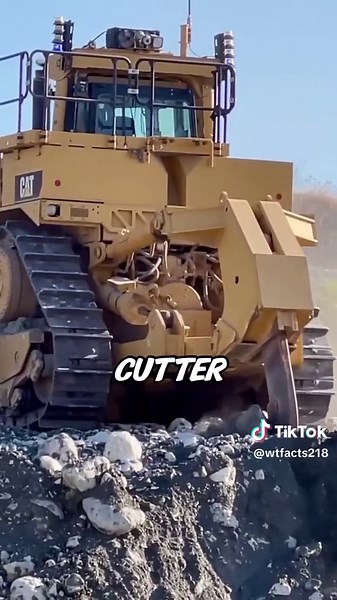 Discover the Power of the CAT D11T Bulldozer