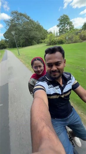 When it’s all about time with him😘 #copenhagen #cycling #valby #denmark #park #love #couple