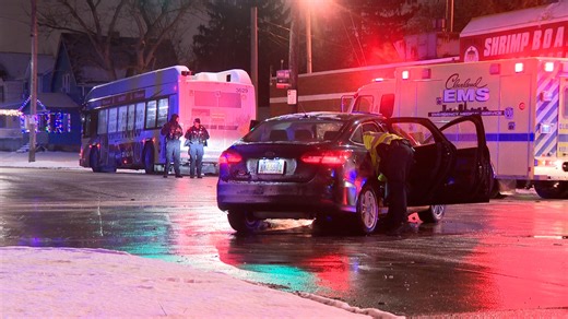 2 injured in crash involving RTA bus