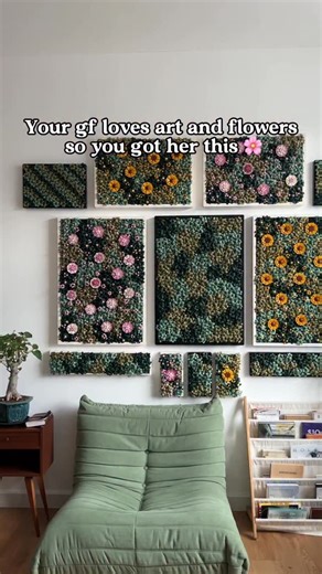 Modern Brick Haus on Instagram: "Her taste? Immaculate. My choice? Perfect 🩷 . Show her your love. Link in bio! . #Modernbrickhaus #Valentinesday #brickart #legolife #dateideas"