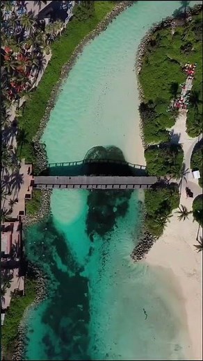 ATLANTIS from Above! Incredible Drone Tour of Atlantis,Paradise Island in The Bahamas