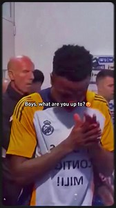 what happened to personal distance😲#realmadridfc #bellingham #vinicius #betbus #foryou