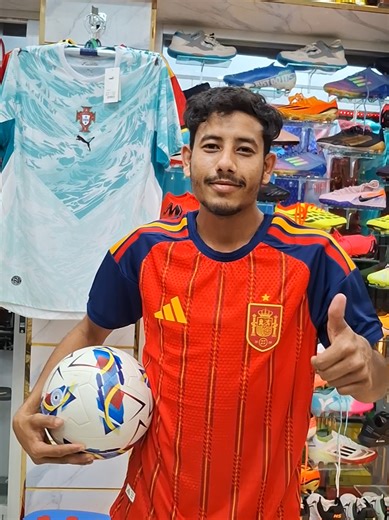 Customer ❌ Model ✅ আপনি ও মডেল হতে চাইলে আজই চলে আসুন ইউনিক স্পোর্টসে😊 #uniquesports #sportsfashion #footballboots