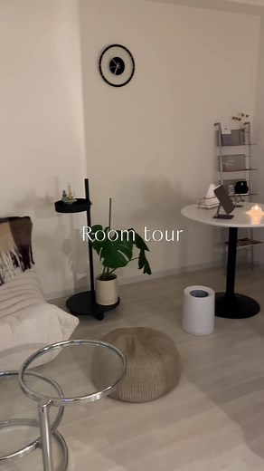 引っ越して5ヶ月 1LDKひとり暮らしのルームツアー🛋️ 購入品や家具は楽天ROOMに載せてます🌱 #一人暮らし女子 #インテリア #引っ越し #部屋作り #ホワイトインテリア #モノトーンインテリア #ひとり暮らし#ひとり暮らしインテリア #おすすめにのりたい #新居 #購入品紹介 #myroom #interior #room #1LDK #fypシ @LOWYA / インテリア【公式】 @アイリスオーヤマ【公式】 #CapCut