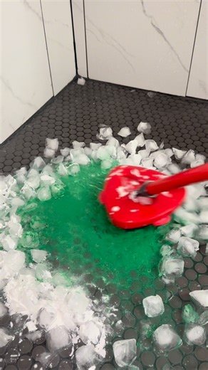 491K views · 1.7K reactions | #deepcleaning #cleaningasmr #cleaning #energy #clean #asmr #cleanwithme #fyp #bathroomcleaning | Katty Cleanwow | Facebook