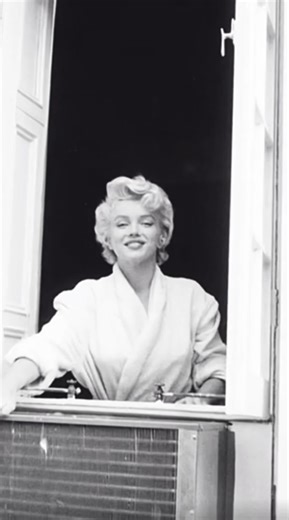 Marilyn Monroe’s secrets to beauty| #marilynmonroe #oldhollywoodglam #viral #beauty #creatorsearchinsights
