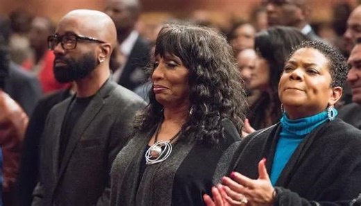Sandra Crouch, Grammy-Winning Gospel Artist & Twin of Andraé Crouch, Passes Away at 81 - NewsBreak