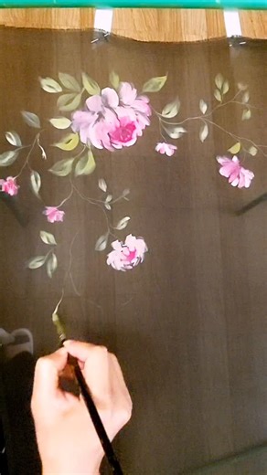 Handpainted Dupatta Artist | Floral Art on Instagram: "Endless love for roses 🌹 Every petal painted with patience, passion, and pure joy. Hand-painted roses that never fade ✨ DM for custom orders | Learn these brush strokes with me#RoseLove #HandpaintedRoses #FloralArt #FabricPainting #FloralBrushstrokes"