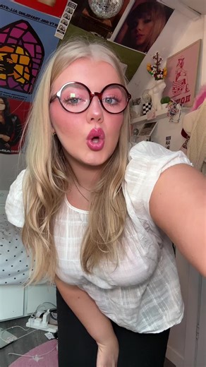 ✨🎀𝙃𝙖𝙩𝙩𝙞𝙚🎀✨ (@x.hattie.watson.x)’s videos with original sound - super graphic ultra modrn grl