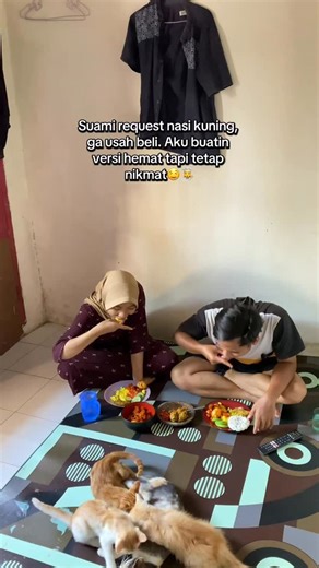 Nunung Nurmalasari on Instagram: "Day 41 | Makan nasi kuning pertama di tahun 2026🤭 plis ini naskun terenak yg pernah aku bikin🤤👩‍🍳 #fyp #nasikuning #makanbersama #resepsatset_rudy"