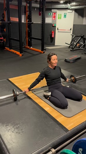26K views · 829 reactions | Injury Prevention Working on your mobility allows your joints to move through their natural range of motion. → Less tension, less pain, less risk of injury. . . . #gym #workout #fitness #musculação #motivation #sport #explore #mobility #yoga | Bademba Doumbouya | Facebook
