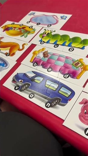 My student teaching me Spanish and I teach her English. #spanish #beginners