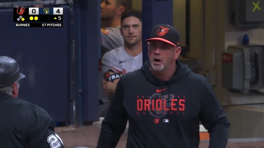 Brandon Hyde es expulsado