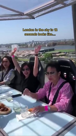 We’re all about the views and the vibes over here 😎📍London in the Sky, next to the O2#londoninthesky #lits #livinginlondon #londonpics #visitlondonofficial #foryoupage #fyp