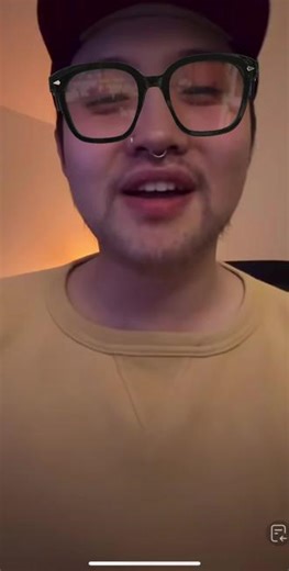 完全天赋怪！典子4公不在的话🤔是不是说明下半年巡演能重启了🤭俗世专辑真的听了让人消除暴躁#邓典 #魔力歌先生 #鲜花 #清唱,邓典四公表现- 抖音