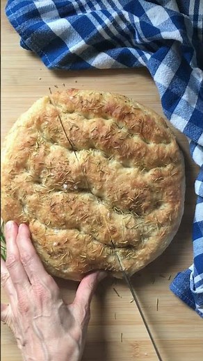 Crispy Cast Iron Focaccia (No Knead!)