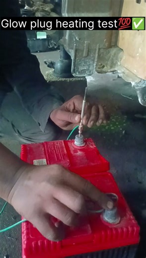 𝙻𝚒𝚟𝚎 𝚐𝚕𝚘𝚠 𝚙𝚕𝚞𝚐 𝚑𝚎𝚊𝚝𝚒𝚗𝚐 𝚝𝚎𝚜𝚝 |𝚍𝚒𝚎𝚜𝚎𝚕 𝚎𝚗𝚐𝚒𝚗𝚎 #glowplug #ytshorts #testing #battary #automobile #car