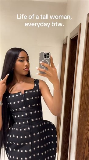 Everyday Life of a Tall Woman