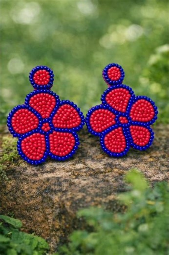 earrings#handbroidery#homemade#beadedearring#viral#handmade#embrodering#diy#trending#shortvideo