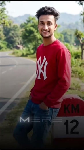 Use the edit icon to pin, add or delete clips.