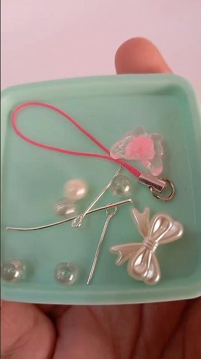 Pinterest Inspired Cell Phone Charm 📱✨ | Aesthetic Bead DIY 💕