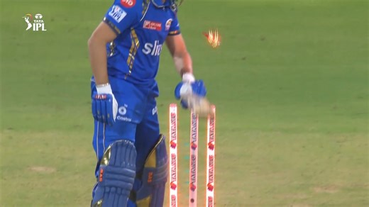 BOWLED'EM 🎯⚡ Mohsin Khan brings an end to Nehal Wadhera's fighting knock 👏 Watch the match LIVE on JioCinema and Star Sports 💻📱 #TATAIPL | #LSGvMI | Lucknow Super Giants | IPL - Indian Premier League