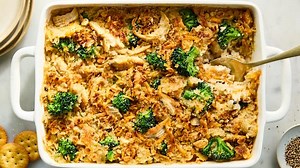 This Classic Chicken & Broccoli Casserole Is Weeknight Dinner Perfection