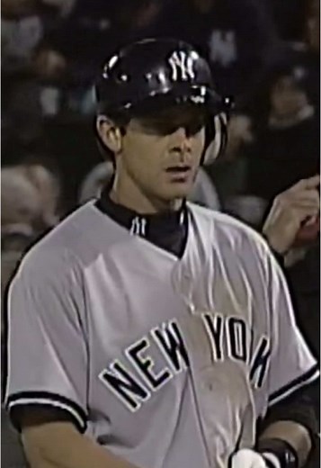 Aaron Boone's First Hit with New York Yankees