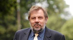 Comedian Jethro dies at 73 after contracting Covid