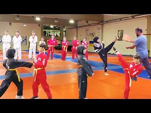 taekwondo board breaking demonstration/Taekwondo Power: Master the Art of Board Breaking!❣️