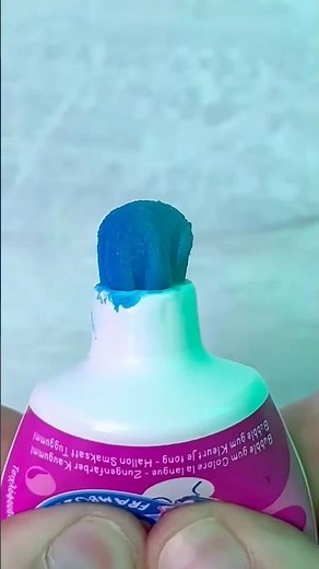 How to use toothpaste🙄