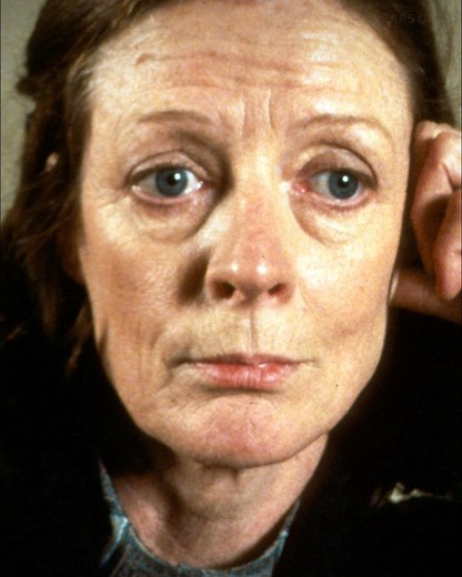 Masterclasses in writing and in acting, Alan Bennett's Talking Heads monologues were “darkly comic, tragically poignant and wonderfully uplifting”, and were performed by the cream of acting talent including Maggie Smith, Patricia Routledge, Julie Walters and Thora Hird. 📺 Alan Bennett 90 Years On celebrates the life and long career of one of Britain's best-loved playwrights. Watch on #iPlayer. | BBC Arts