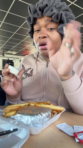 @jacieanaaa on Instagram: "Cook - Out 🍔"