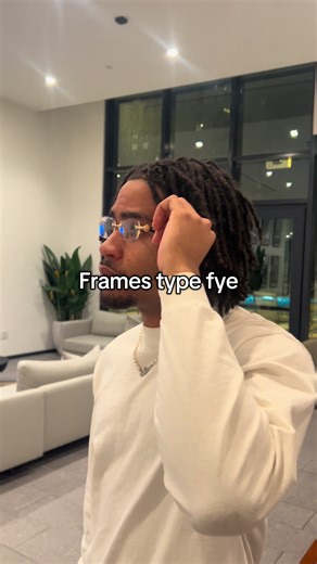 Blue Light Glasses for Fashionable Eye Protection