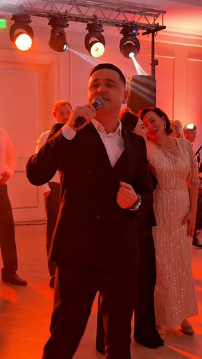 Pentru toți prietenii 💪 #andreistanchevici #andreistanchevici #prezentator #moldova #Formatia #diaspora #foryou #nunta #diaspora | Andrei Stanchevici