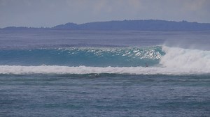 63K views · 4.2K reactions | Is Rifles the Best Right in the Mentawai? 路‍♂️路‍♂️路‍♂️路‍♂️ All Day Ray is going on almost 20 years on this stretch of beach and when he says it's a 7 out of 10, it's going to be a good day. @alldaydylan and his best bud Torik (@thariq_inanuttshell)going back to back to back. | Kandui Resort | Facebook