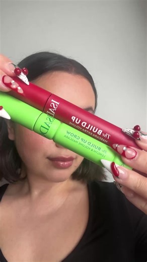 The Build Up Mascaras Appreciation Post 🙌 You most likely already know and love our classic Build Up Mascara, but have you tried the latest addition to the Build Up family? 🌱 The Build Up Grow Mascara 🌱 We wanted to create something that will instantly make your lashes look longer and fuller while also improving your lash quality over time. Instant impact, fuller lashes over time, win-win! #mascaratok #lashgrowth #veganbeauty #crueltyfree #builduplashes #isadoratruebeauty