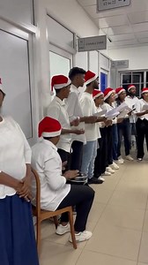 205K views · 8.6K reactions | නත්තලේ දැකපු අර්ථවත් වැඩක් ♥️ | The Status | Facebook