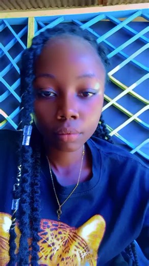 Queen Navel❤️ (@queen.navel)’s videos with original sound - 𝐋𝐄𝐎𝐍 𝐇𝐄𝐀𝐑𝐓 🛜