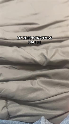 Im so grateful for all of these gifts, thank you everybody! #christmashaul #merrychristmas #gfits #music #fyp